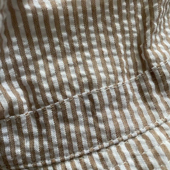 NEW UO seersucker striped bucket hat - Picture 5 of 5